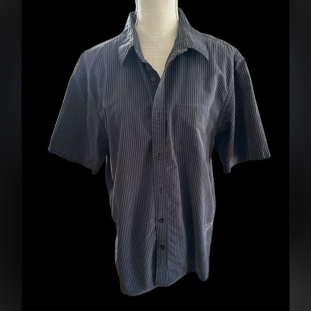 Ezekiel button down shirt. Size XL